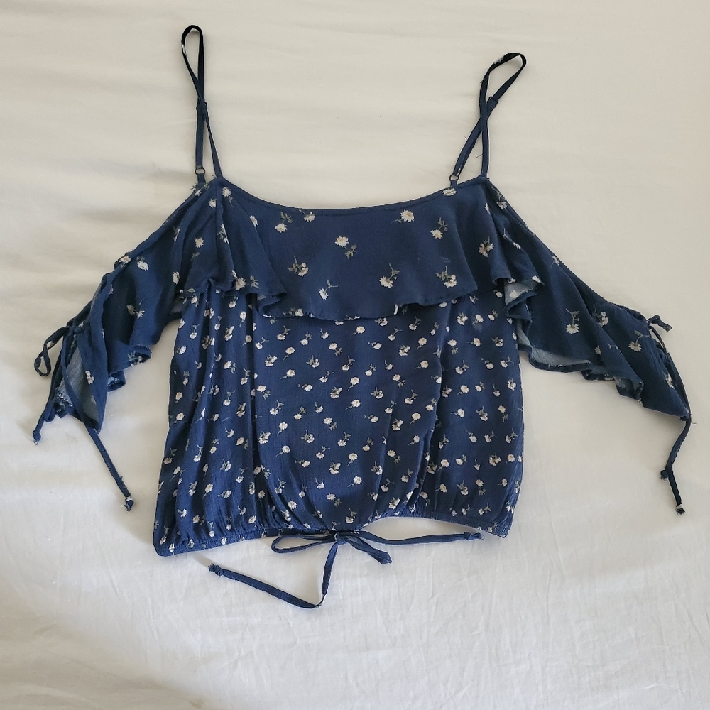American Eagle Blue & Floral Crop Top Size Small